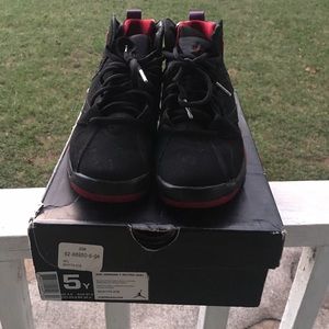 Retro Jordan Raptor 7s